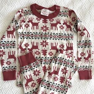 Hanna Anderson pajama set. Long sleeved. Size 110cm (US 5)